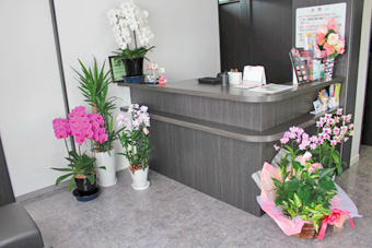受付カウンター